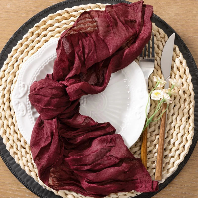 serviettes pliées crème plissées moderne lot table mariage fêtes extérieur
