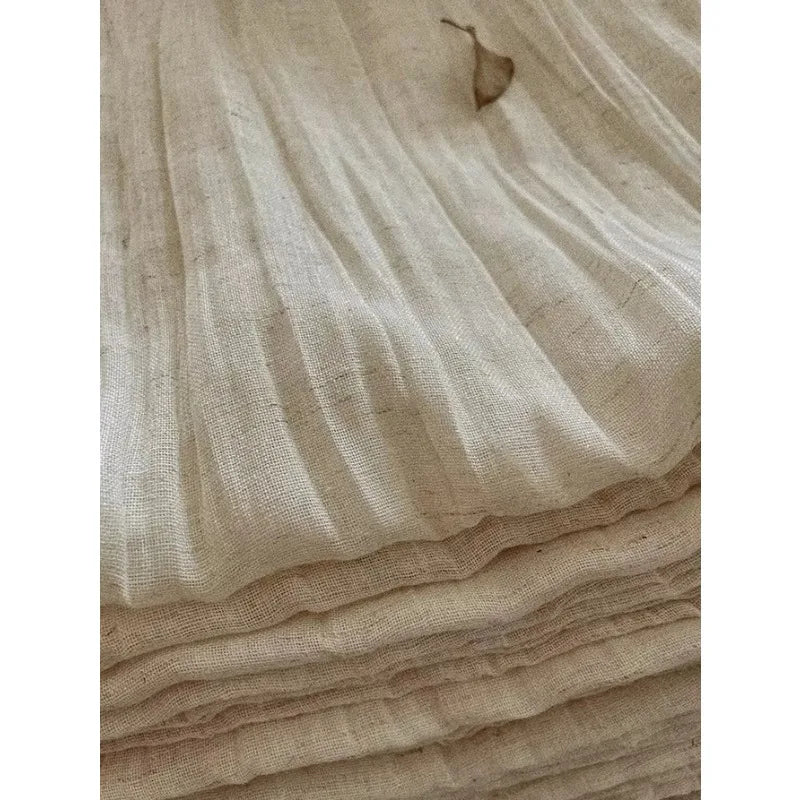 rideau moderne minimaliste beige clair rayures fines semi transparent fenêtre