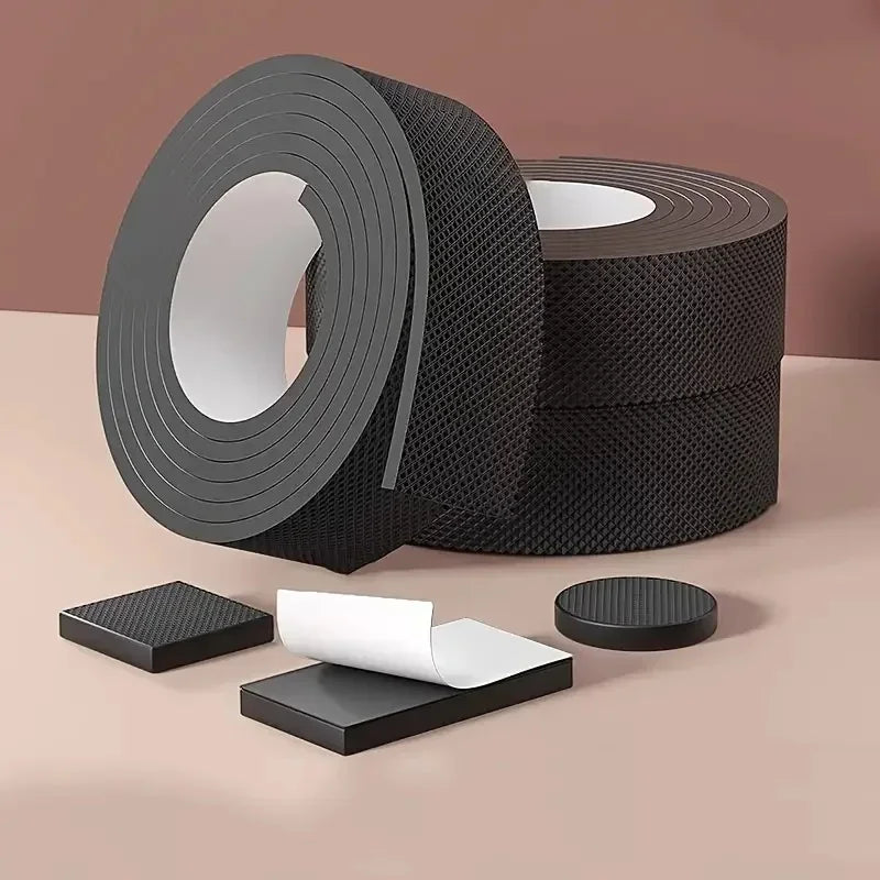 protections pieds meubles adhésives carrées rectangles cylindriques texture alvéolée noir meuble minimaliste utilitaire
