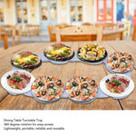 Plateau tournant en usage lors d'un repas familial