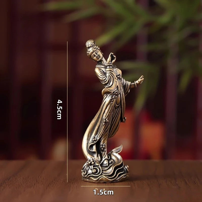 décoration maison figurines femmes traditionnelles dorées motifs végétaux asiatique ornements Nouvel An
