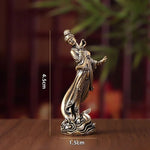 décoration maison figurines femmes traditionnelles dorées motifs végétaux asiatique ornements Nouvel An