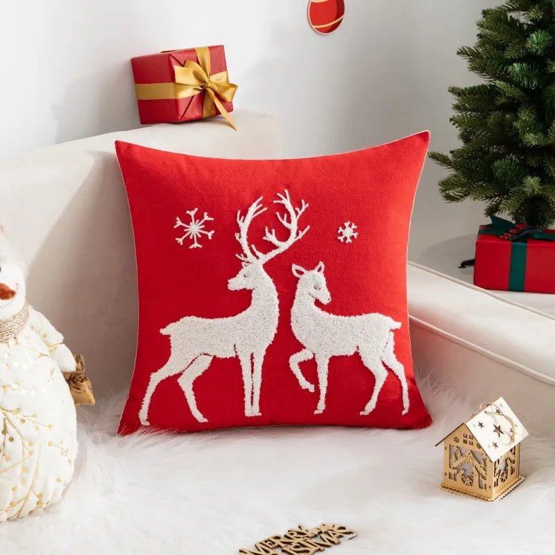 housses coussins brodées noël rennes neige opaques nordique rouge blanc gris festive