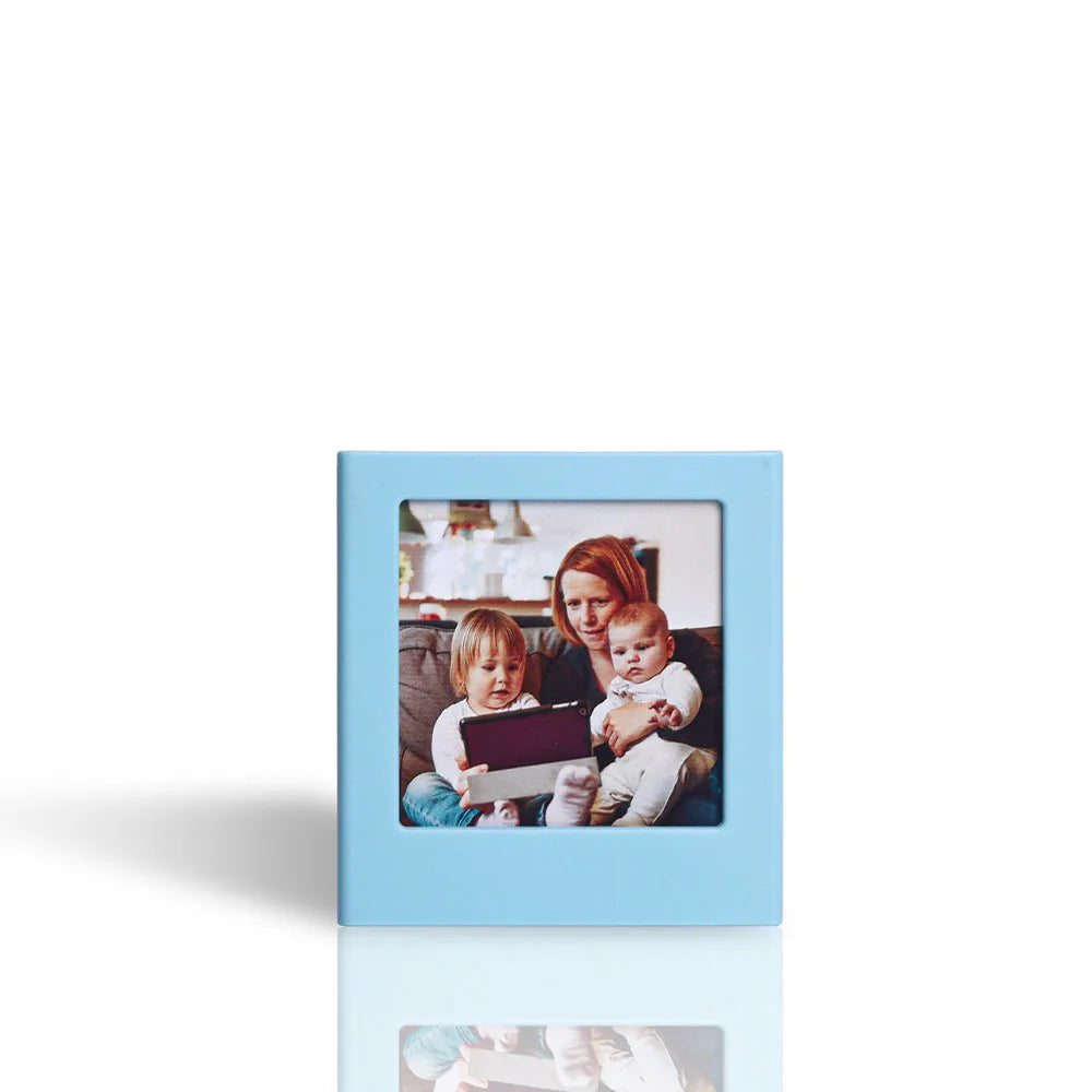 cadres photo aimants transparents modernes rose jaune bleu noir minimalistes
