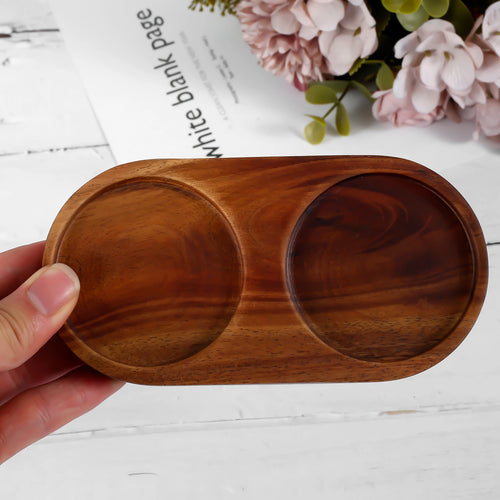 support bois marron clair classique rangement épices tasses compartiments naturels grain distinctifs élégants