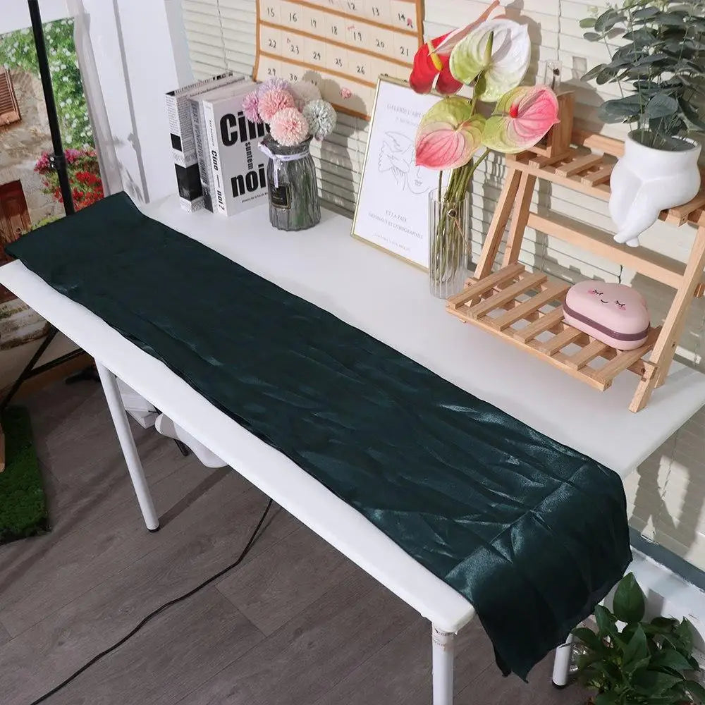 nappe table satin rouge vert foncé jaune rose beige brillante