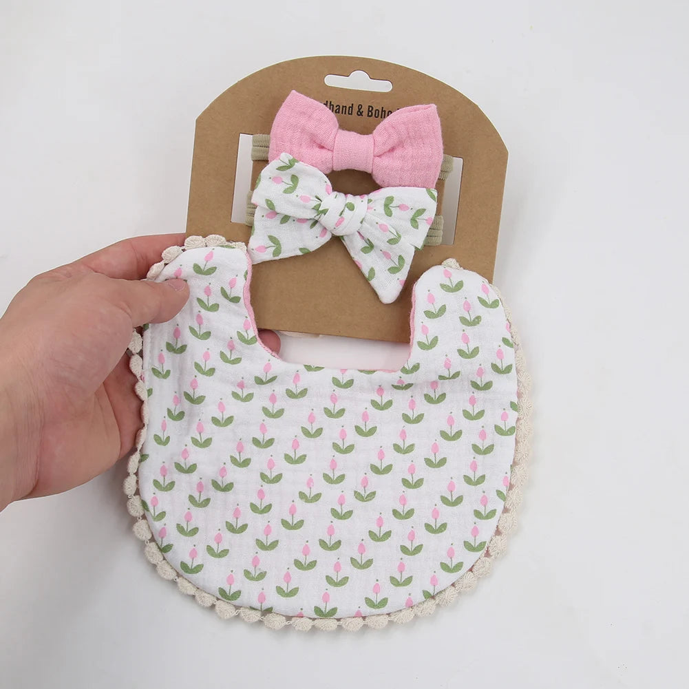 bavoirs bébé fleurs pompons élastiques doux vintage blanc rose jaune bleu gris