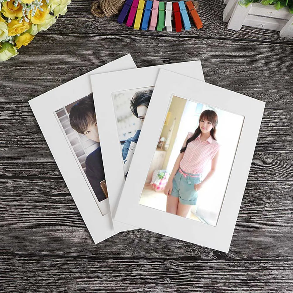 cadres photo marron noir blanc rustique simple decoration maison photo album suspendu mur