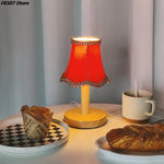abat jour classique brodé rouge blanc beige dentelle opacité