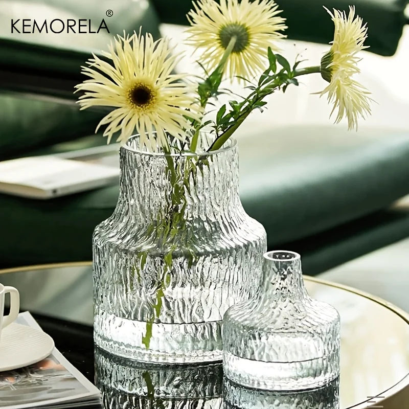 Vase blanc texturé gros plan