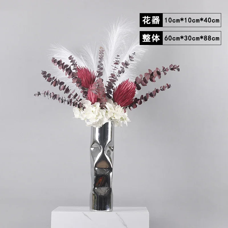 vase moderne argenté brillant fleurs artificielles blanches vertes décoration maison