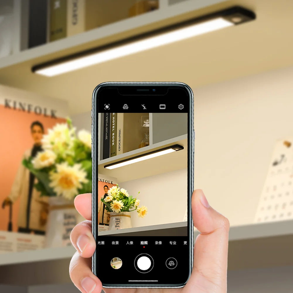 lampe led rechargeable adhésive 30cm 40cm 50cm blanc moderne veilleuse cuisine armoire