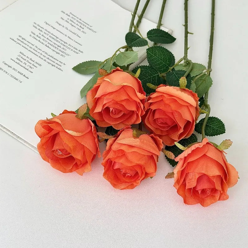 décoration intérieure bouquet roses artificielles moderne vase transparent 50cm haute elégant