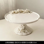 vase decoratif blanc roses relief porcelaine classique tasse bol plat boite rond coeur carreeDecoration