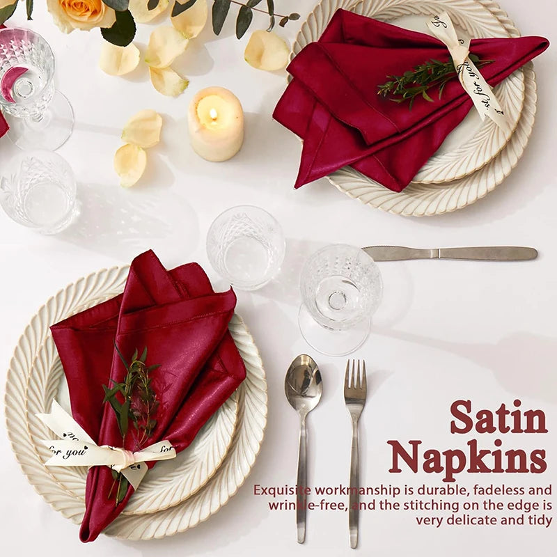 serviettes table couleur rouge vert bleu rose jaune satinées classiques ruban blanc inclusion étiquette