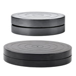 support poterie noir circulaire gravure centrale moderne opaque sculpteur potier