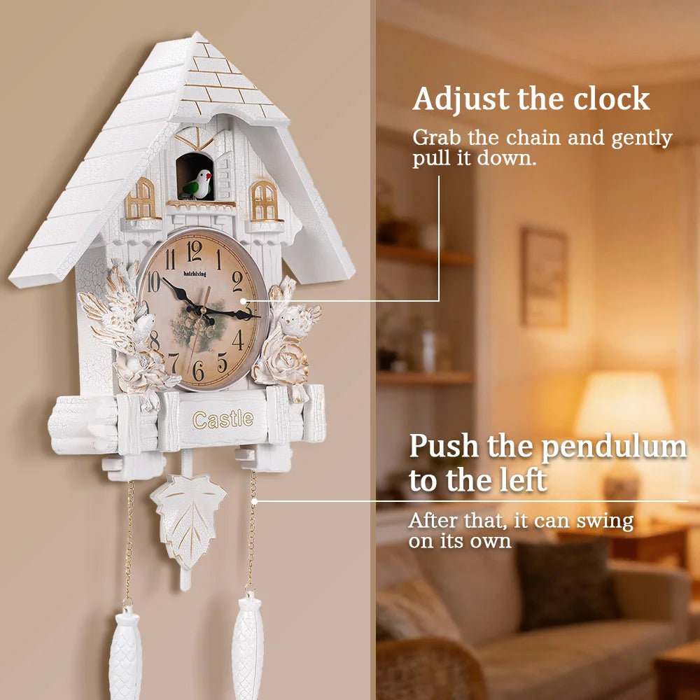 horloge murale classique château oiseaux feuilles fenêtres salon blanc