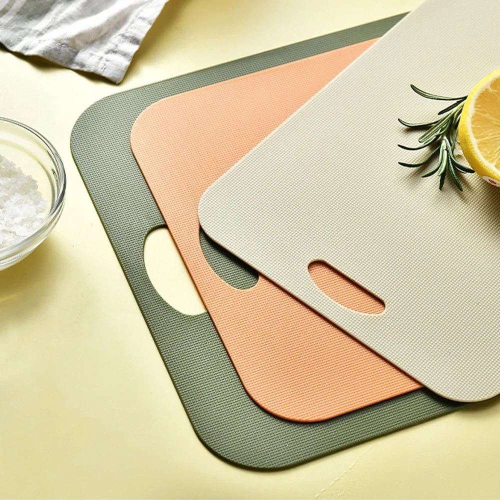 planche découper rectangulaire pp vert moderne poignées intégrées respectueuse environnement qualité alimentaire