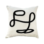 coussin moderne carré brodé motif géométrique noir blanc amovible lavable mousse mémoire forme 45x45cm