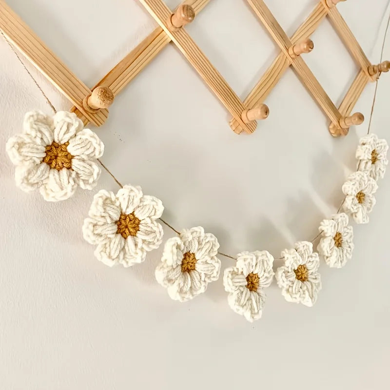 guirlande décorative fleurs crochetées blanc jaune bohème champêtre enfantin living room mariage birthday party