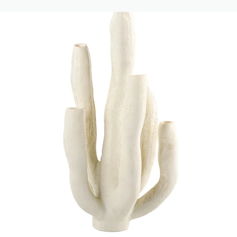 sculpture décorative abstraite organique blanche texturée rainures verticales moderne ornement chambre