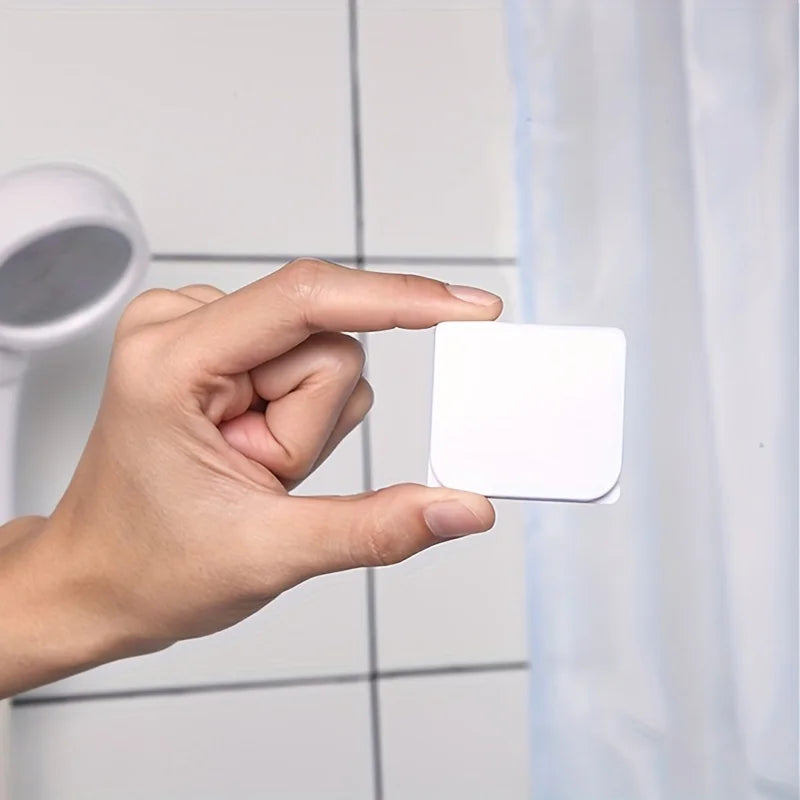 supports rideau adhésifs blancs rectangles noirs moderne éclaboussures salle bain douche fixations transparents