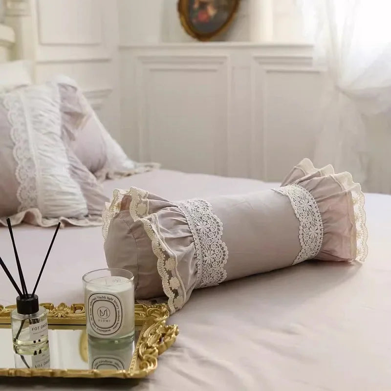 coussin vintage dentelle blanche rose beige gris opacité anti décubitus amovible lavable invisible zipper
