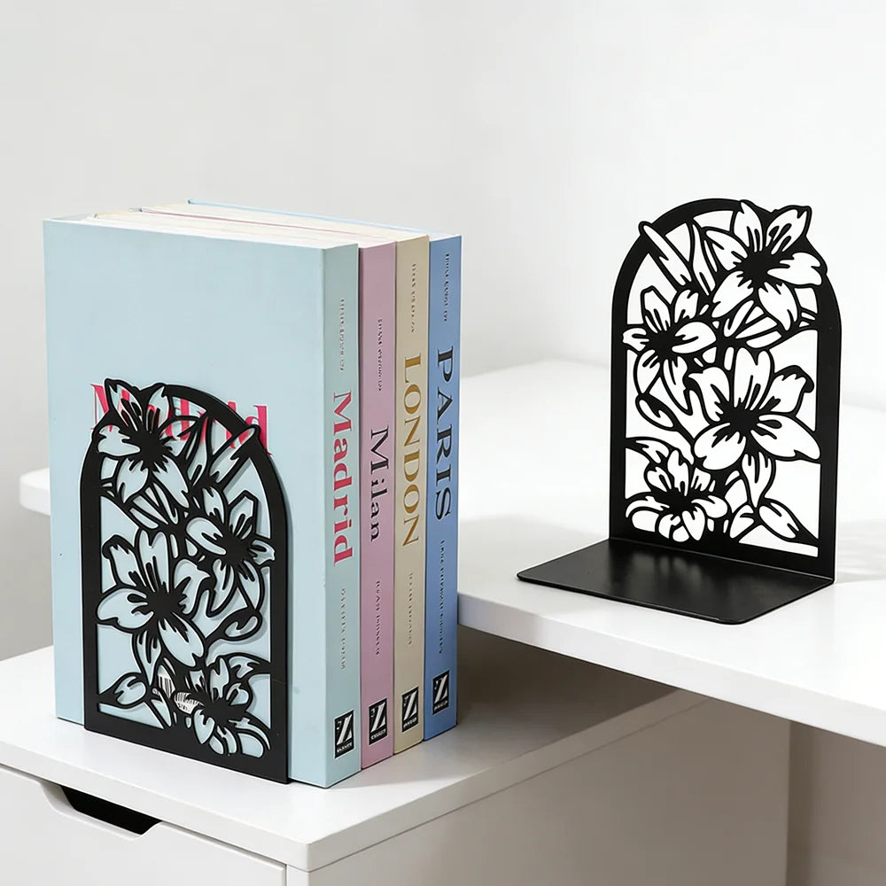 supports livres métal motif floral moderne décoration noir blanc fleurs