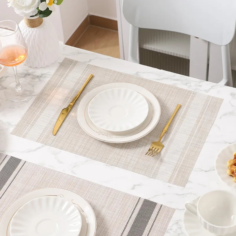 Set de table PVC double face bleu rectangle sur table moderne