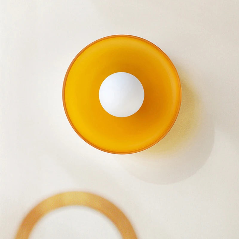 Lampe murale moderne minimaliste verre opaque or jaune vert blanc marron clair fixée mur