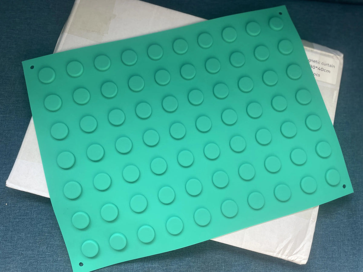 kit pinceaux médicaux vert clair surface bosses régulières pratique clips