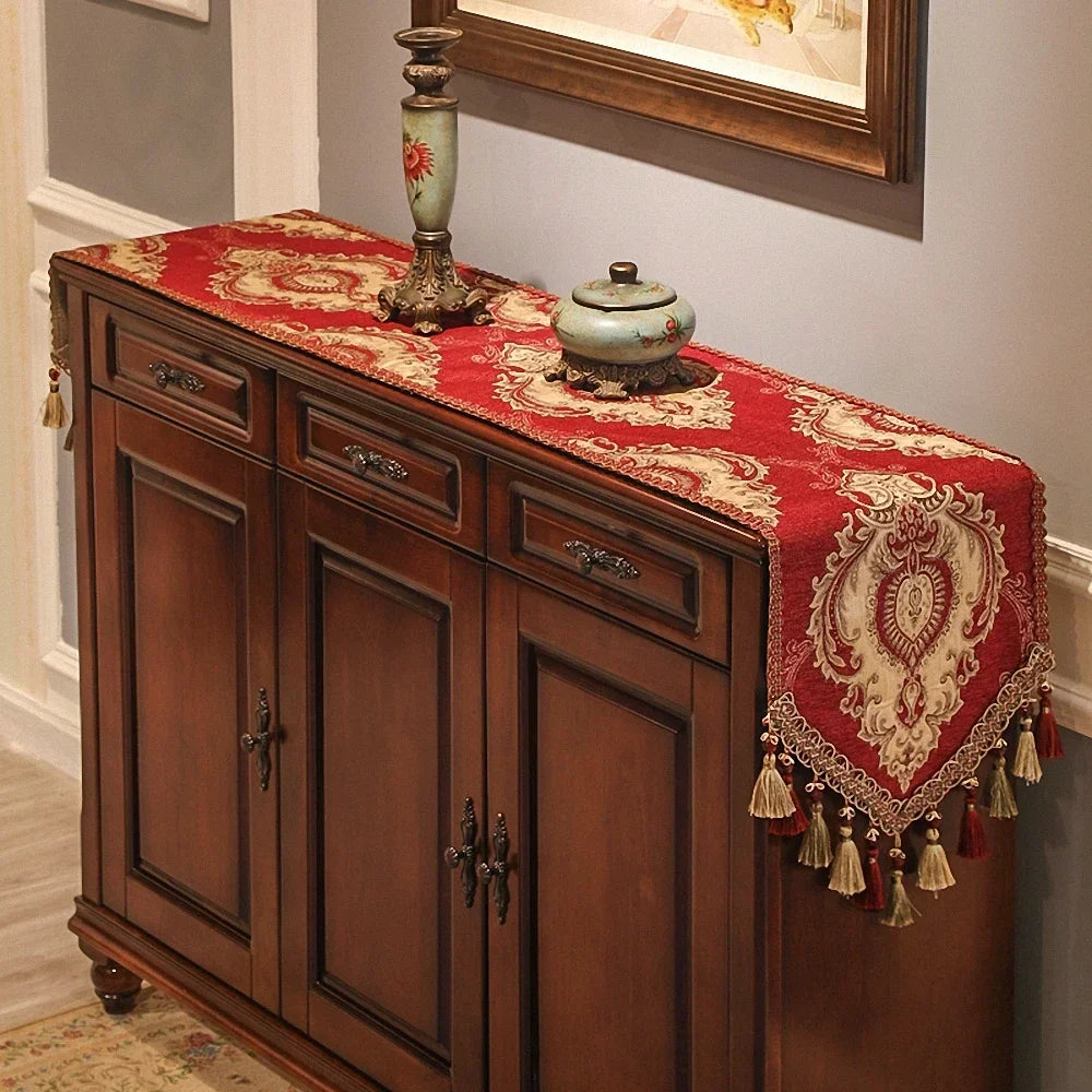 tableau chemin table brodé polyester coton rouge beige vert or gris classique élégant franges