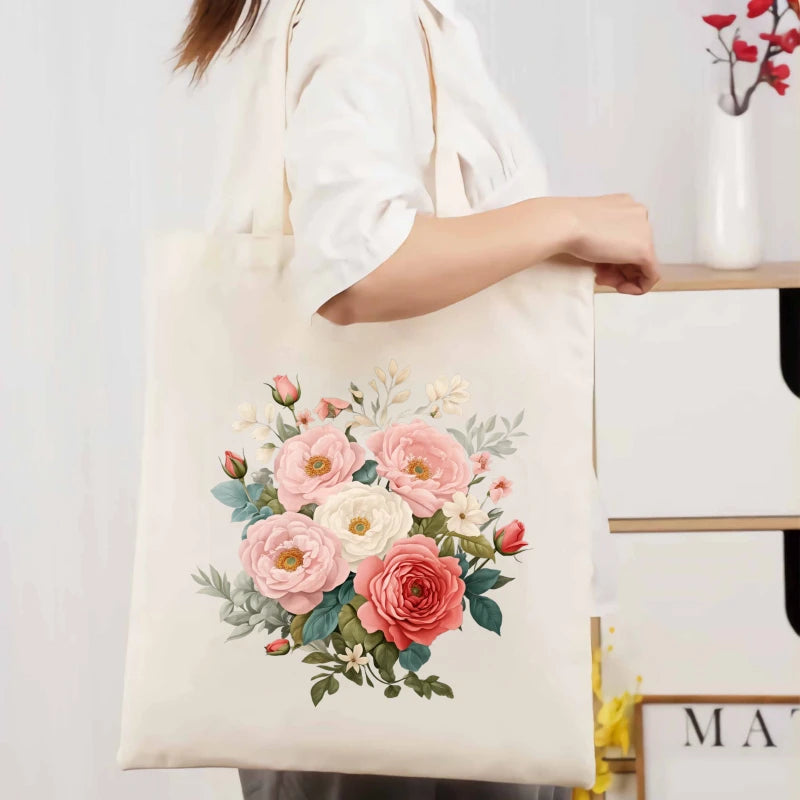 sac main toile fleurs roses blanches poignées tissu motif imprimé beige clair réutilisable respectueux