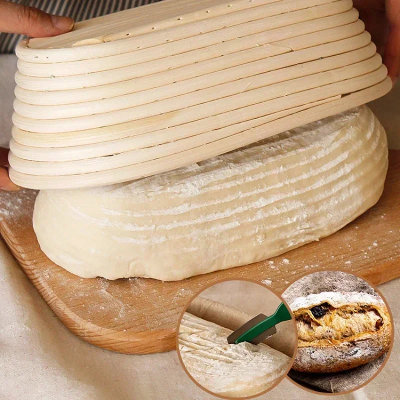 paniers pain rustique rayures horizontales beige clair fermentation pâte levée rotin naturel cuisson artisanale