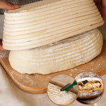 paniers pain rustique rayures horizontales beige clair fermentation pâte levée rotin naturel cuisson artisanale