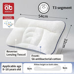 coussin bébé blanc bleu coton polyester dessin animé motifs géométriques contour arrondi ergonomique quatre