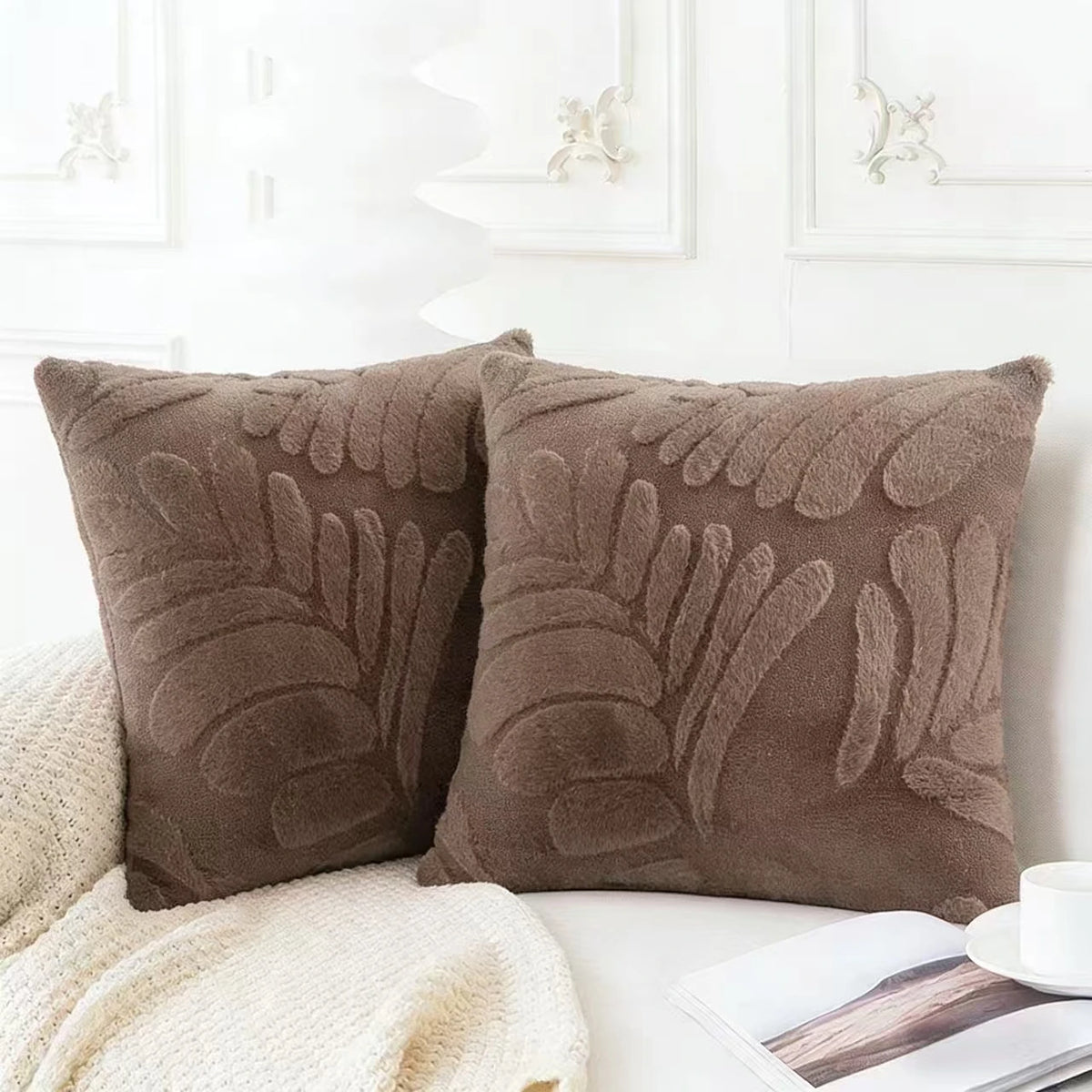 housses coussin décoratives polyester motif feuilles moderne marron clair vert pastel 43x43cm coussinintérieur