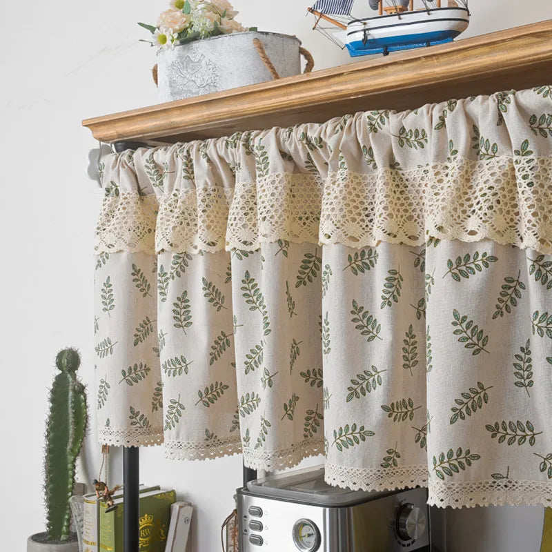 rideau fenêtre cuisine polyester feuilles vert olive fond beige classique bordure ajourée blanc opacité