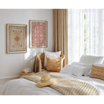 tapis ornements floraux motifs géométriques artisanal traditionnel couleur vert rouge beige blanc cadre bois
