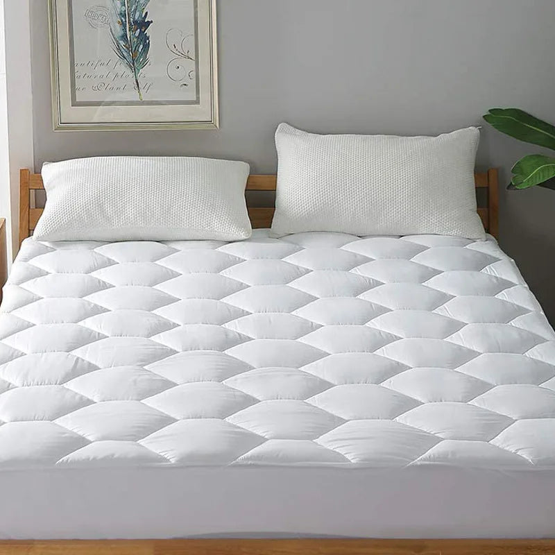 housse matelas épaisse quiltée motif cube d'eau blanc simple moderne