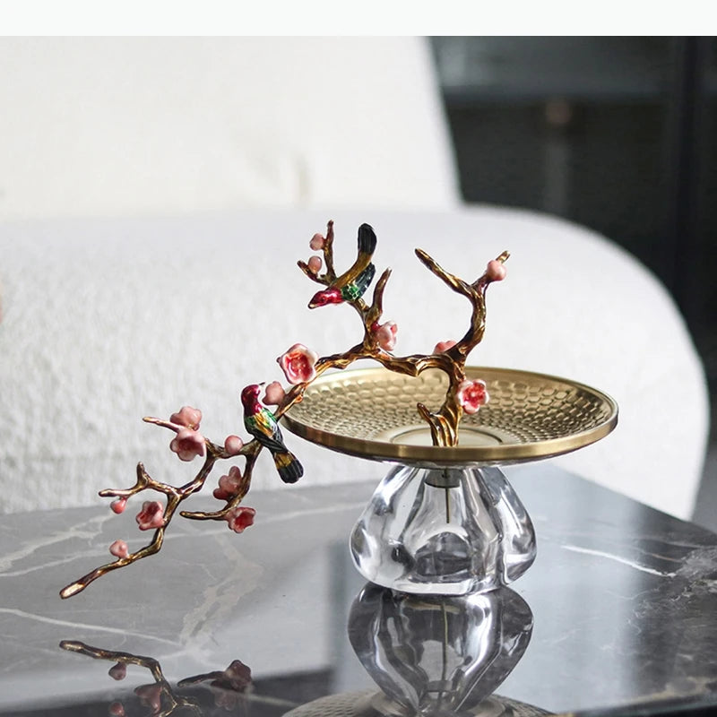 support bijoux transparent or rose oiseaux fleurs texture dorée artisanal naturel