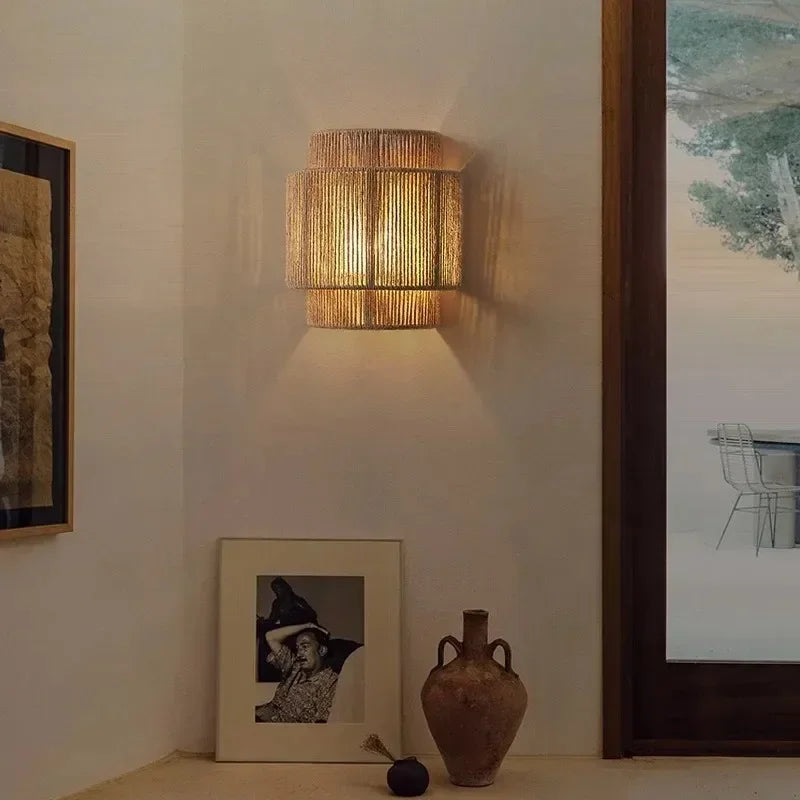 lampe murale moderne bois marron clair éclairage quotidien cuisine salle manger chambre coucher