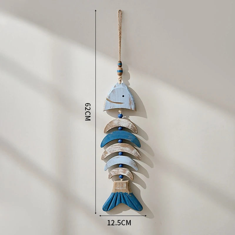 poisson décoratif bois rustique marin cordelette blanc bleu beige brun rayures horizontales coquille