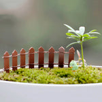 décoration extérieure clôture miniature bois peint colorée rustique champêtre figurines