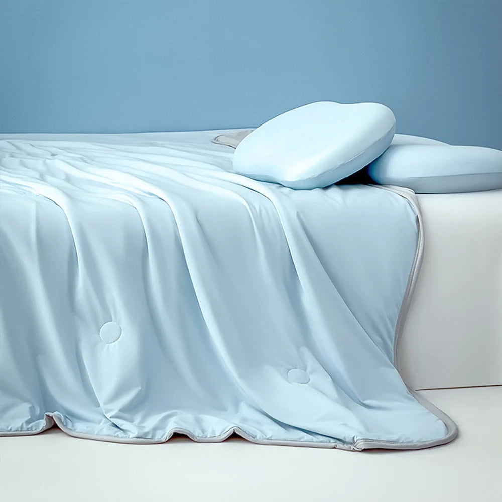 couverture climatisation bleu clair fine été respirante polyester lisse double face moderne refroidissement
