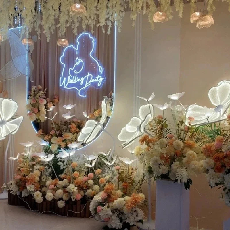 décoration mariage fleurs artificielles lumineuses soie blanches jaunes ornement intérieur