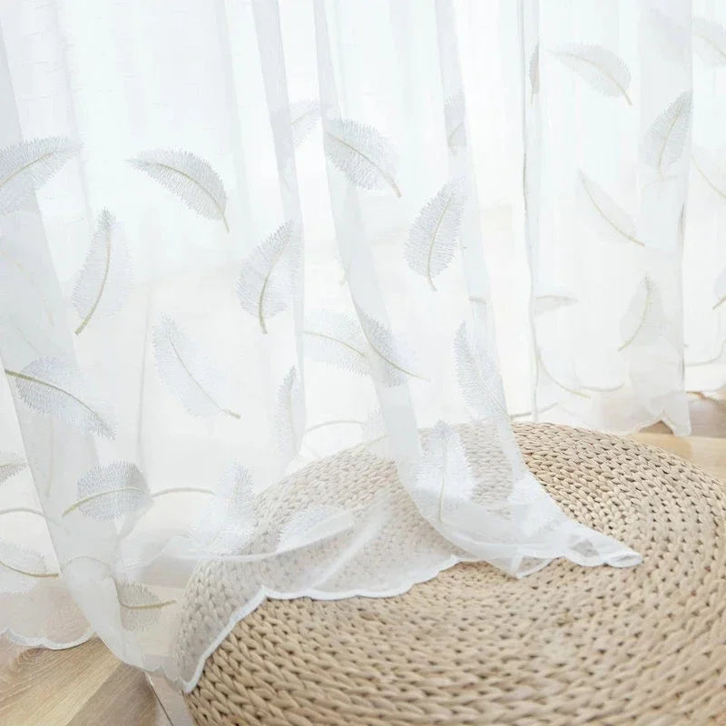 rideau blanc transparent brodé feuilles dorées moderne chambre salonhôtel