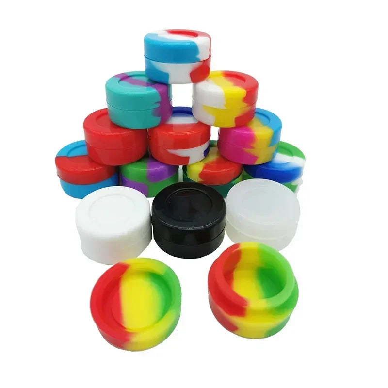 Boîte de rangement en silicone ouverte montrant l'intérieur