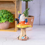 statue gnome jardin résine rouge blanc vert bienvenue fleur décoration patio fantaisie rustique