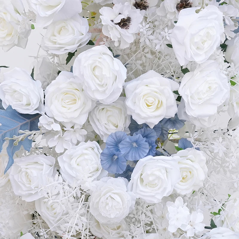 Arche décorative mariage fleurs artificielles bleu blanc vert feuillage classique festifextérieur